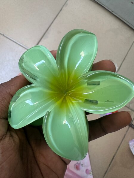 Pince fleur