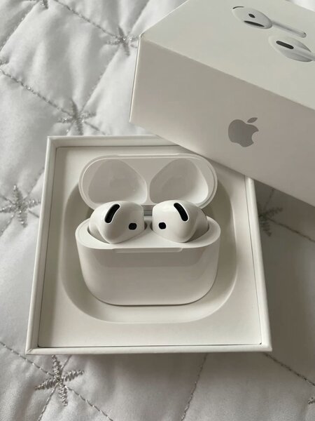 Apple 4 ANC