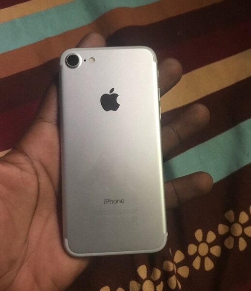 iPhone 7