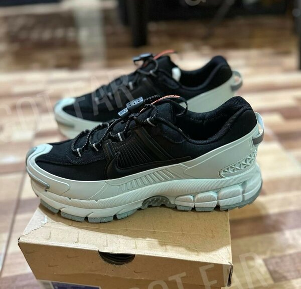 NIKE CLASSIC