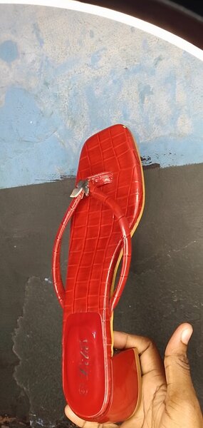 Demi talon