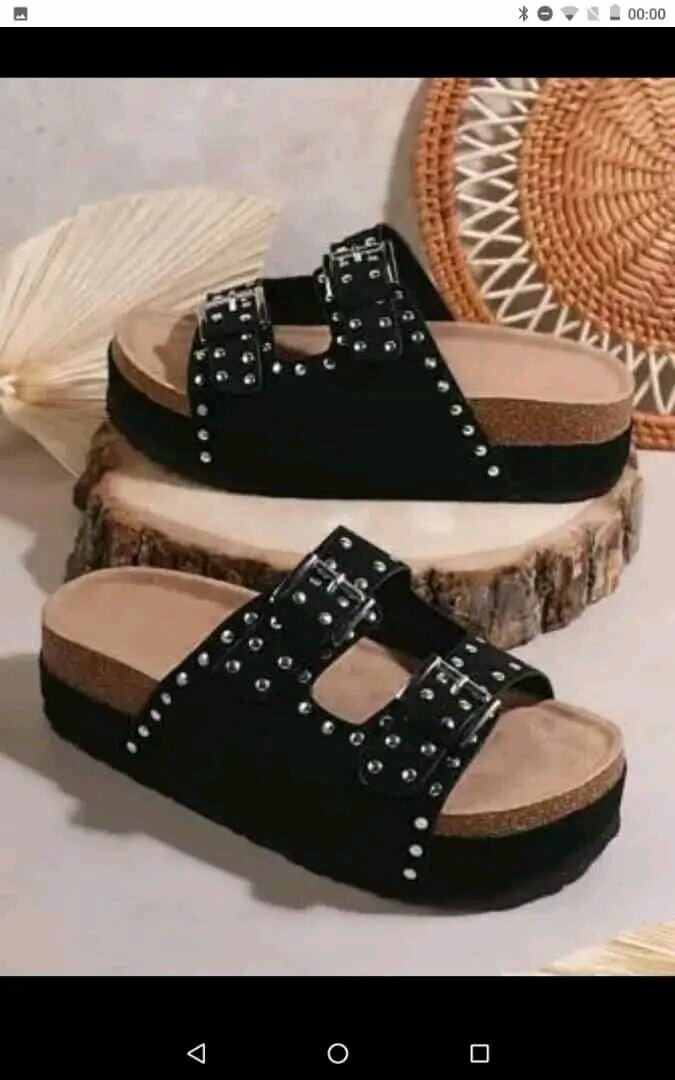 Sandales compensées élégantes