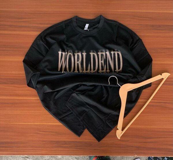 Round neck