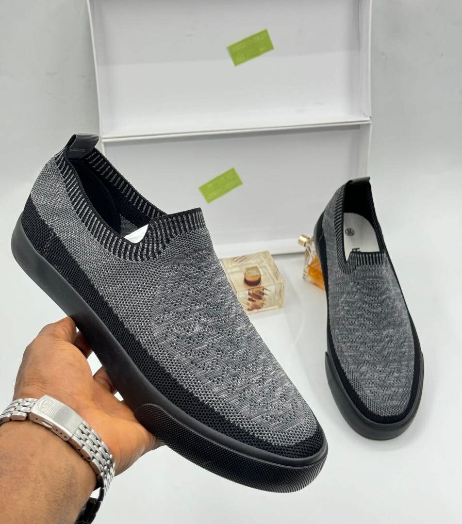 CLASSIC EASY WEAR