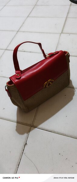 Sac à main élégant en cuir