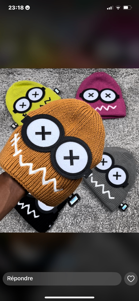 Bonnet emoji crocheté