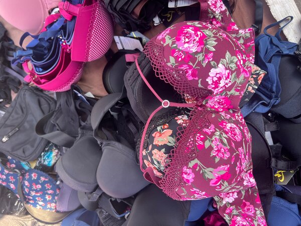 Binnys Brazziers
