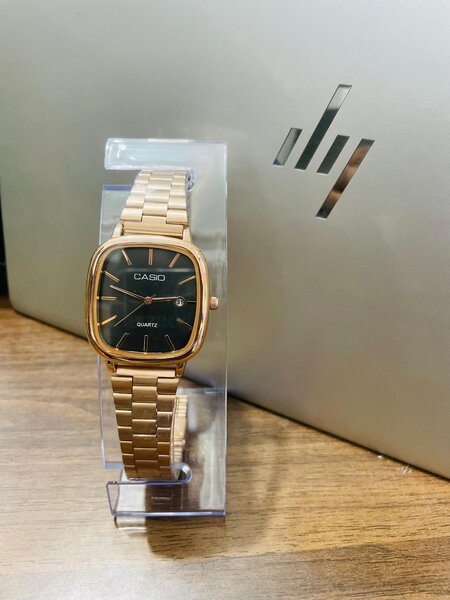 MONTRE CASIO