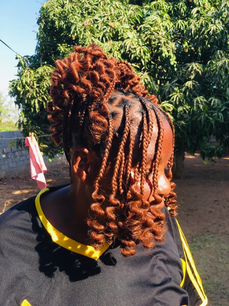Knotless braids