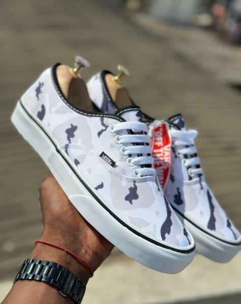 Vans classic