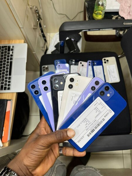 Ip 12 64G Paiement par tranche