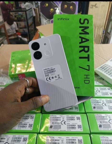 Infinix Smart 7 HD - Smartphone