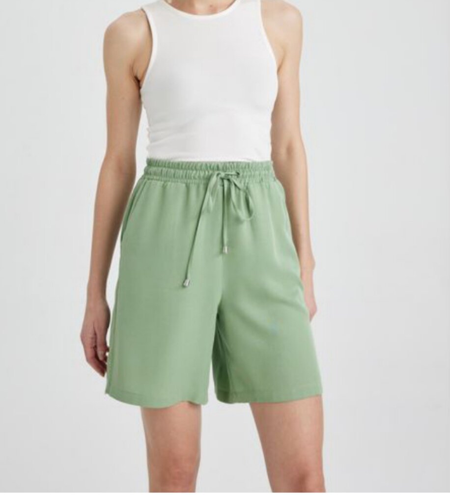 Culotte/ short ample vert