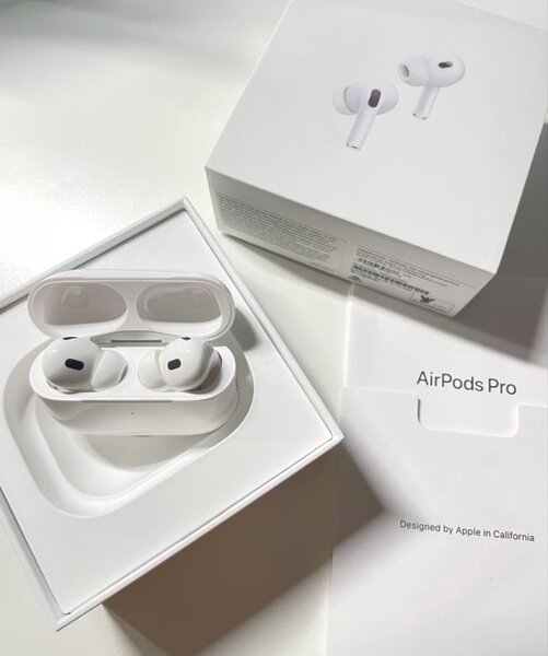 AirPods Pro Apple