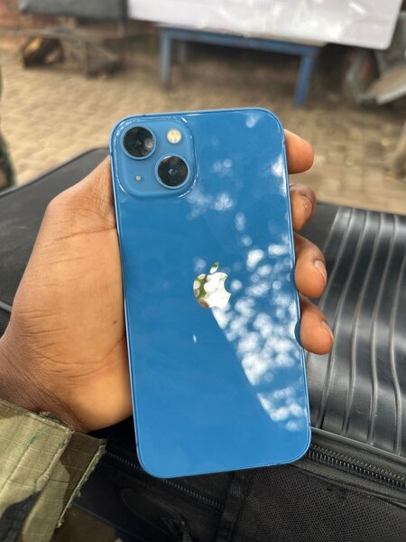 iPhone 13