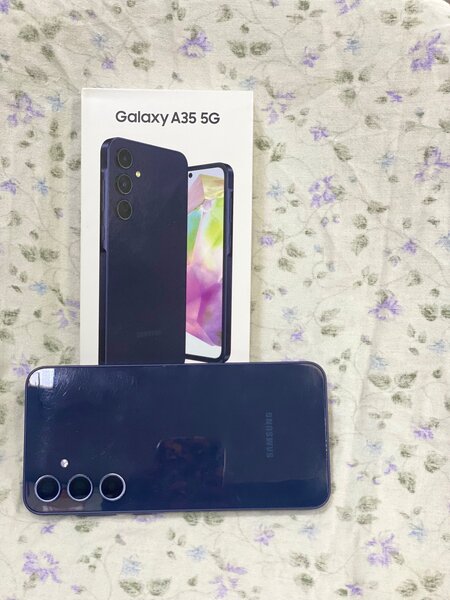 SAMSUNG A35