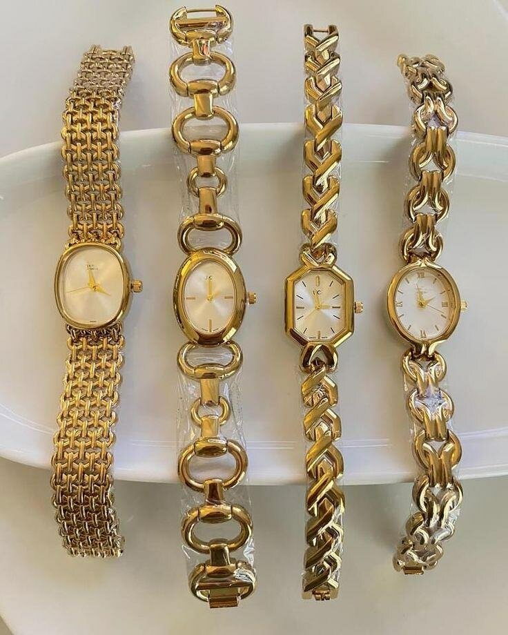 Montres Dorées Élégantes Femme