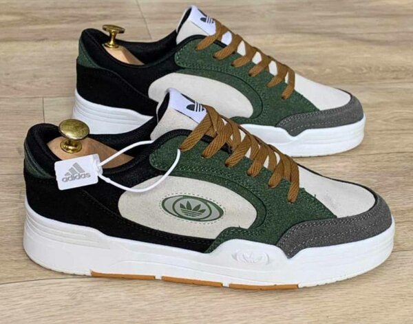 Adidas w
