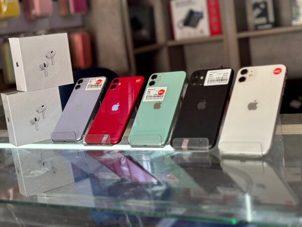 iPhone 11