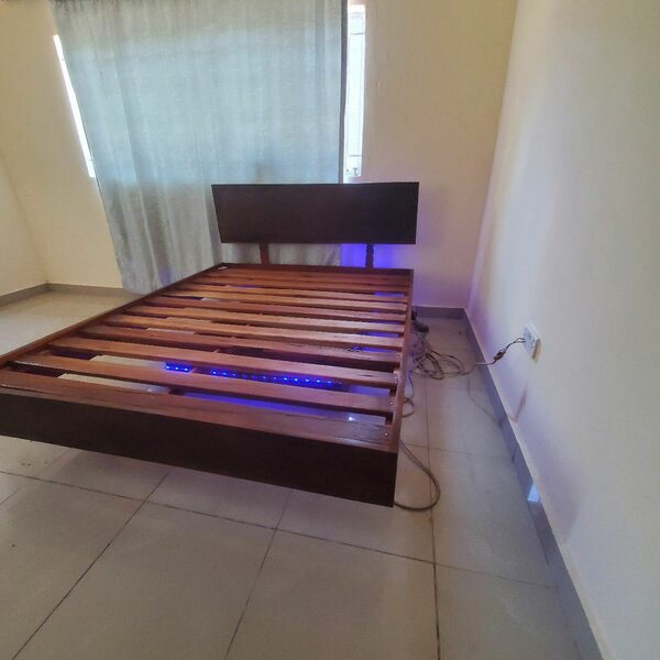 Floating beds