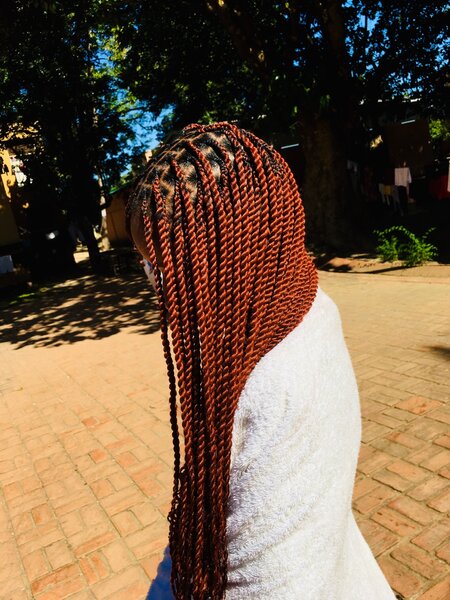 Knotless twist