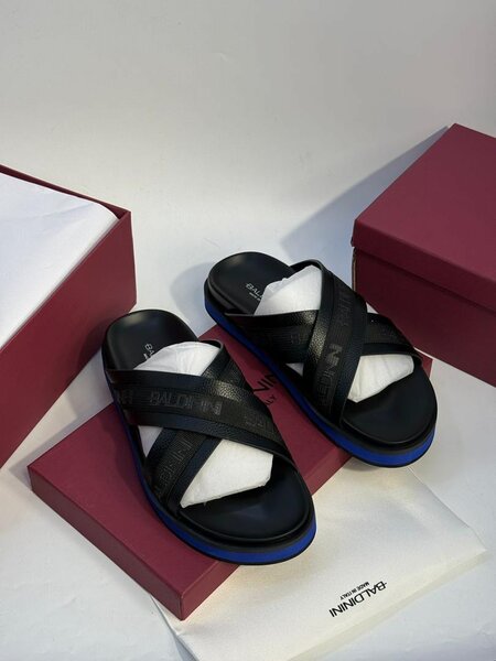 CLASSIC SLIPPER