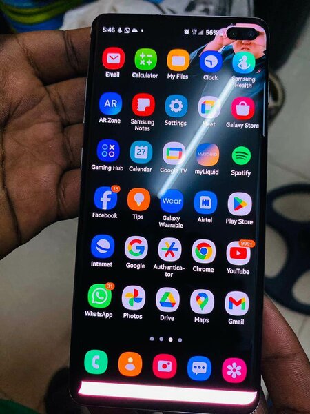 Samsung S10+