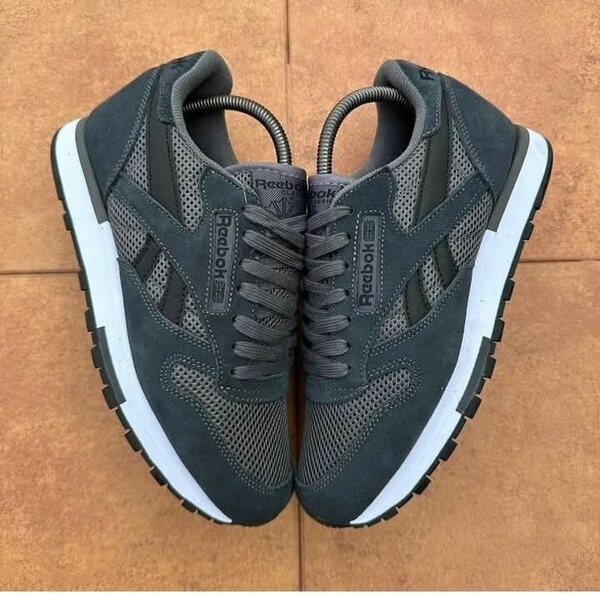 Reebok classic