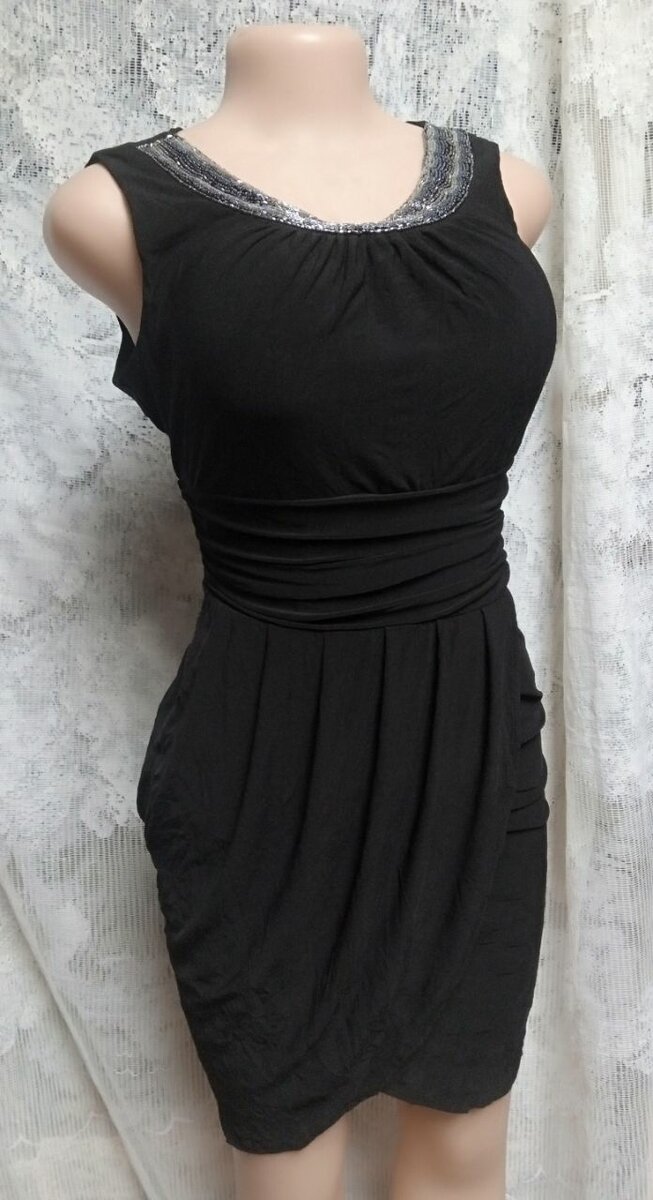 Robe Noire Élégante Femme