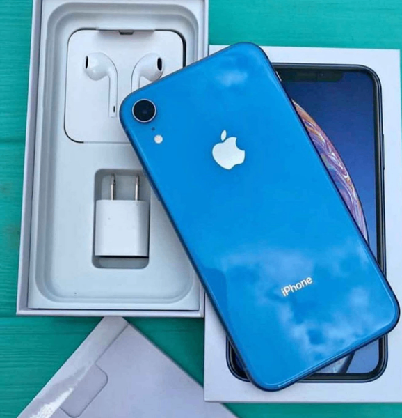 iPhone XR