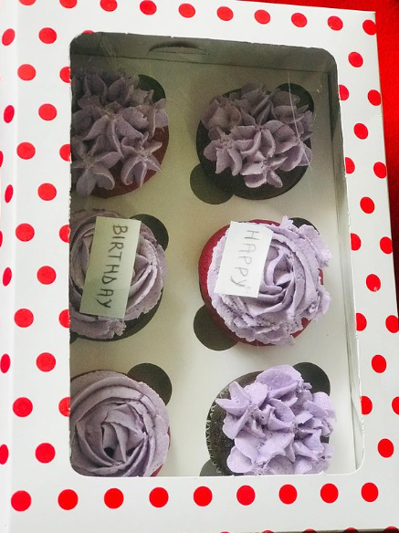 cup cakes six