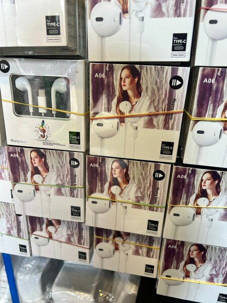 Type C Earpieces For all TypeC phones