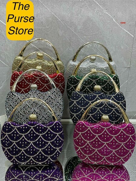 Clutch purses