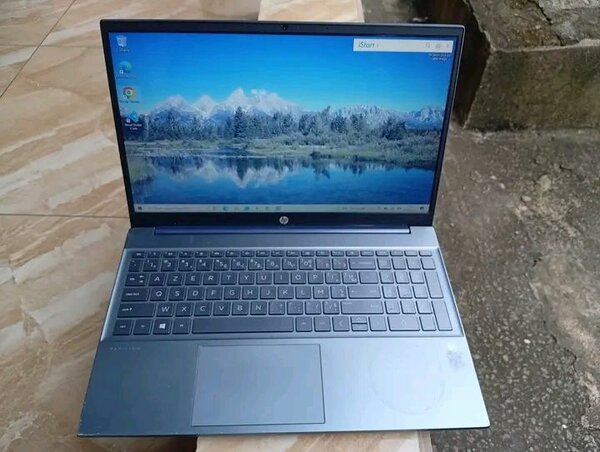 Ordinateur Portable HP 15.6"