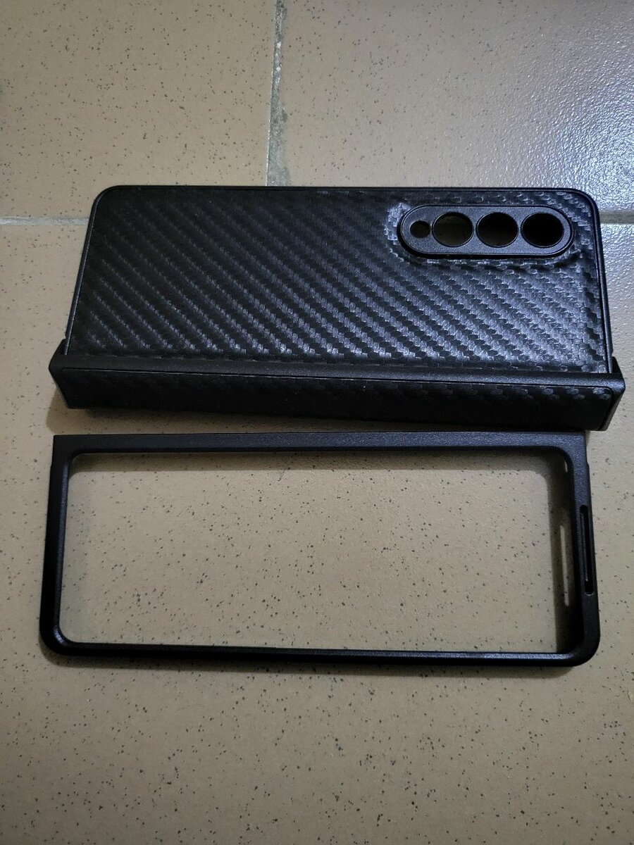 Étui pliable en fibre de carbone