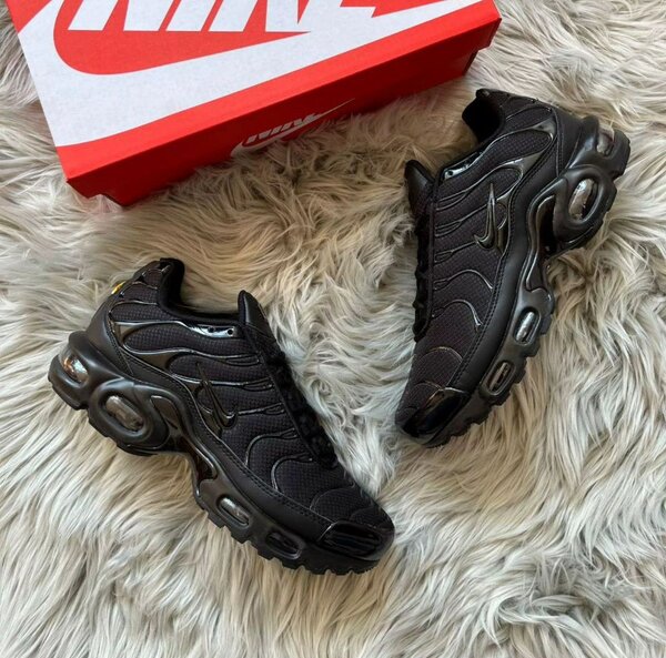 Nike Air plus
