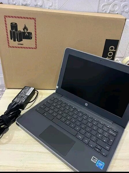 Laptop HP compact et portable