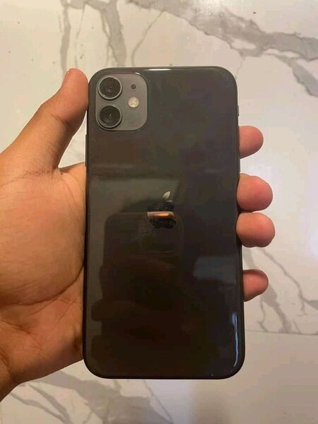 iPhone 11