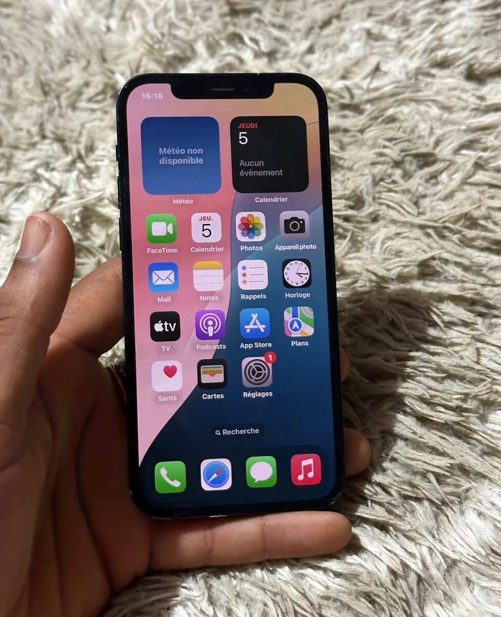 iPhone 12