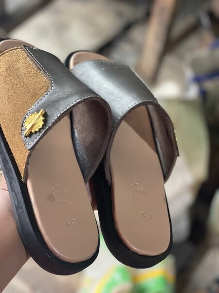 Sandales en cuir
