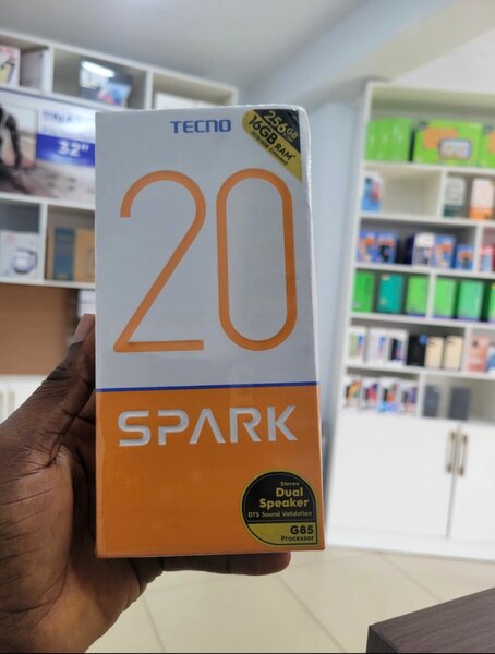 TECNO SPARK 20 pro