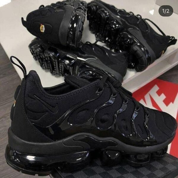 Nike Air Vapormax Plus Triple