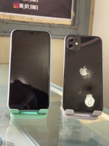 iPhone 11