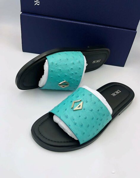 Fashion slippers