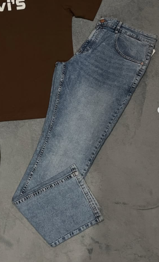 Jeans size 38