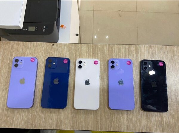 iPhone 12