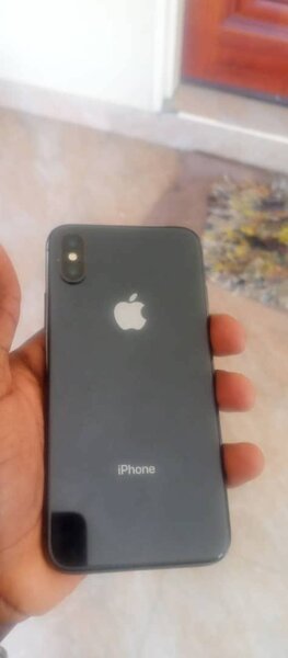 iPhone X
