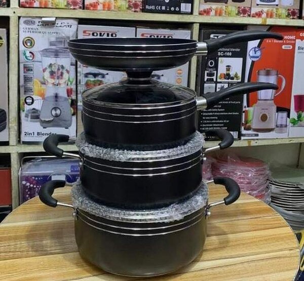 Sauce pans
