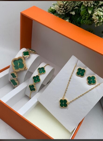 Ladies set