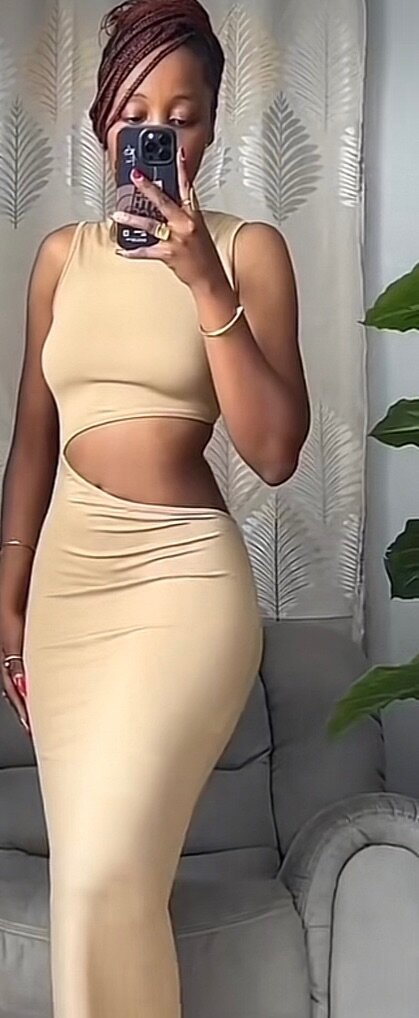 Robe Moulante Évasée Sexy